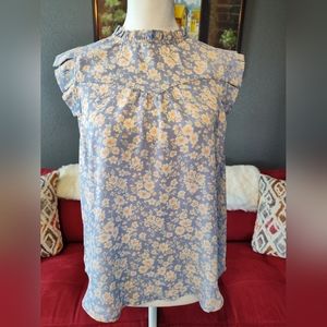 Monteau Size Small Blue and Ivory floral